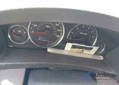 2010 Jeep Grand Cherokee Laredo z USA, uszkodzony, nr VIN 1J4PS4GK5AC117848